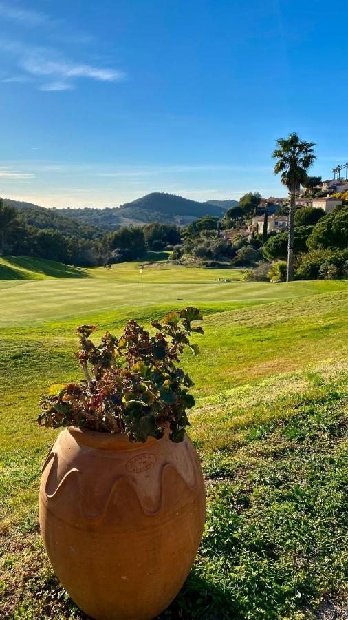 Hameau Des Amandiers-Vue Mer & Golf Saint-Cyr-sur-Mer Kültér fotó